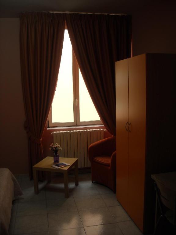 Hotel New Baby 카세르타 객실 사진